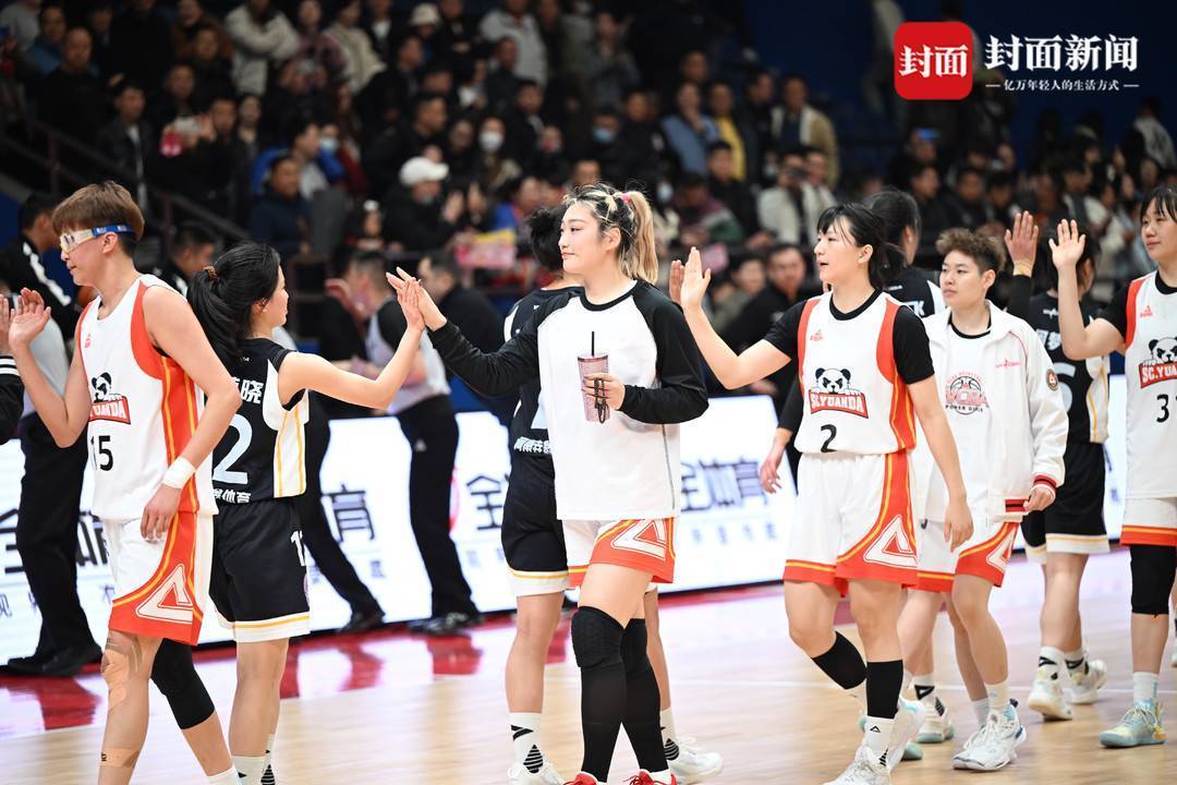 WCBA::四川女篮16连胜为WCBA常规赛收官 季后赛目标：冠军WCBA！
