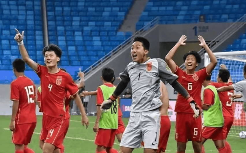 【九球体育】4-1，爆大冷！中国队终于赢了，击败韩国，C罗式庆祝+梅西式进球