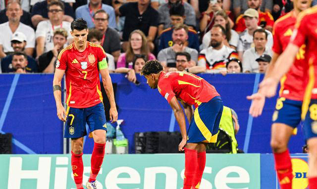 【九球体育】西班牙队以2比1逆转法国，挺进欧洲杯决赛！