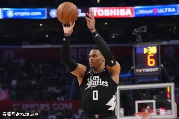 NBA球员:美媒FW列出2023-24赛季NBA最好的100名球星：前100-51名的NBA球员