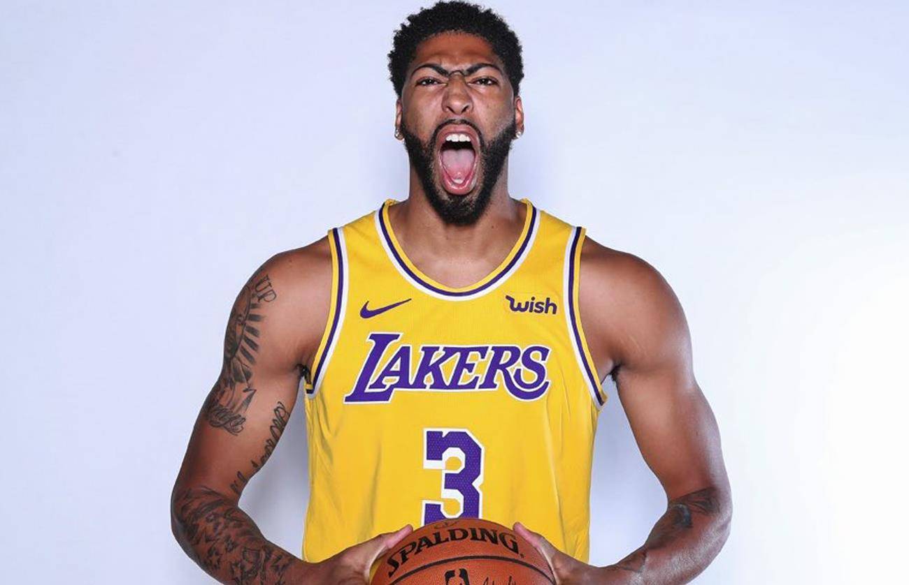 又创NBA历史，安东尼戴维斯三年合同，最高均薪续约湖人