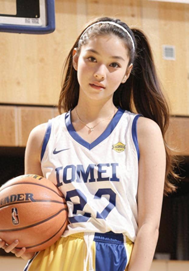 如此美丽优雅的篮球宝贝能否闯入NBA总决赛？穿篮球服的女神照