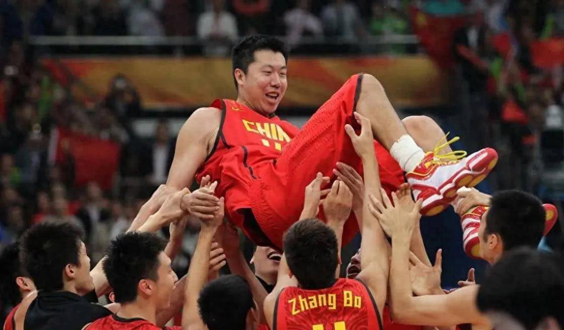 中国球员在 NBA 的辉煌时刻：盘点七位中国球员的NBA最强一战