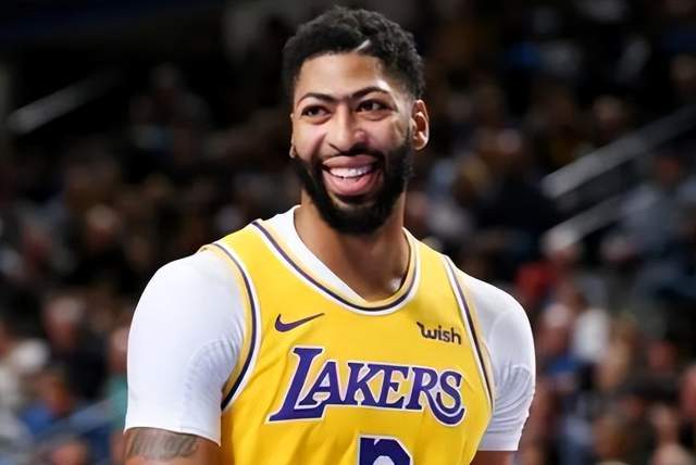 NBA浓眉:NBA现役这5位球员堪称最强二当家NBA浓眉，浓眉仅排第三，欧文杜兰特上榜