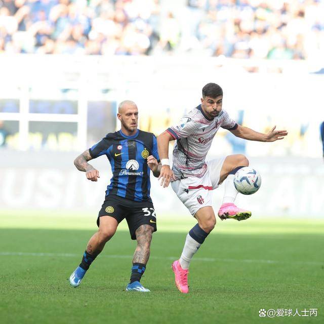 2-0到2-2！劳塔罗8场10球国米2-0弗罗西诺内，国米恐丢意甲榜首，AC米兰有望登顶