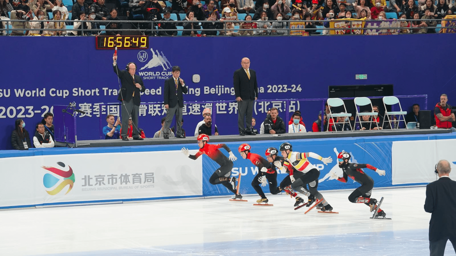 世界杯::短道速滑世界杯北京站人气爆棚 中国队1金4银5铜收官