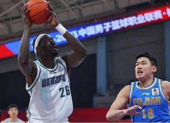 NBA::昔日杨瀚森的陪练NBA，连英语ABC不会读，如今却成为NBA首发中锋