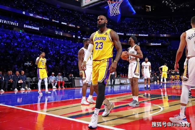 湖人::前NBA球员建议湖人换首发！詹姆斯再被抨击湖人，湖人雷霆伤病报告