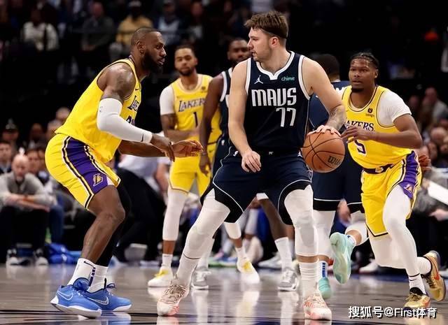 湖人::NBA官宣战力榜：凯尔特人高居第一湖人，快船第七，湖人惨掉到16