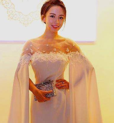 九球::“九球天后”潘晓婷过得如何？37岁还单身九球，说出不找对象原因！