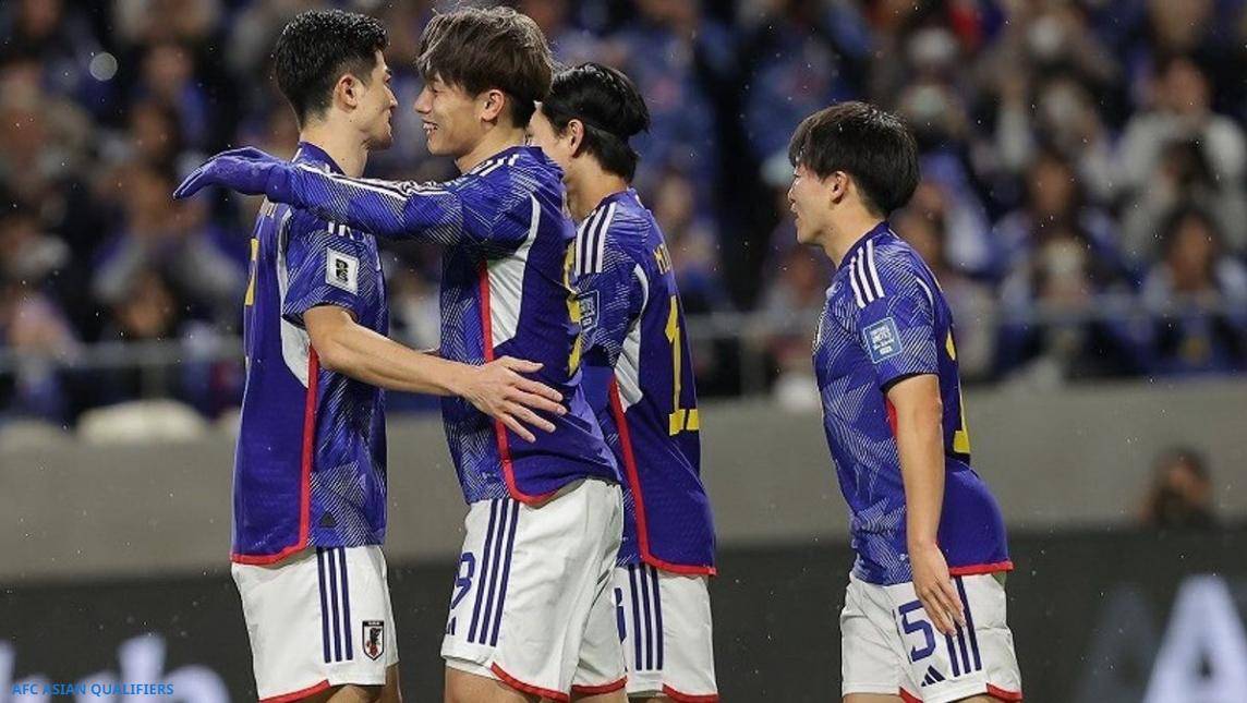 亚洲杯::3-1亚洲杯，4-2！亚洲杯狂欢一夜！日本伊朗顺利开门红，香港56年首进球