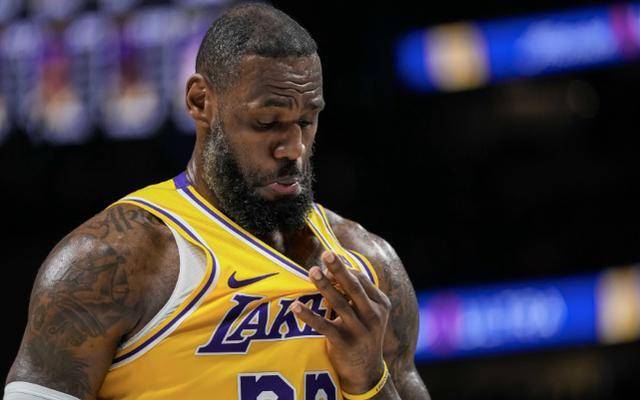 【九球体育】NBA交易动态：詹姆斯经纪人否认传闻，湖人追逐穆雷，太阳瞄准布里奇斯