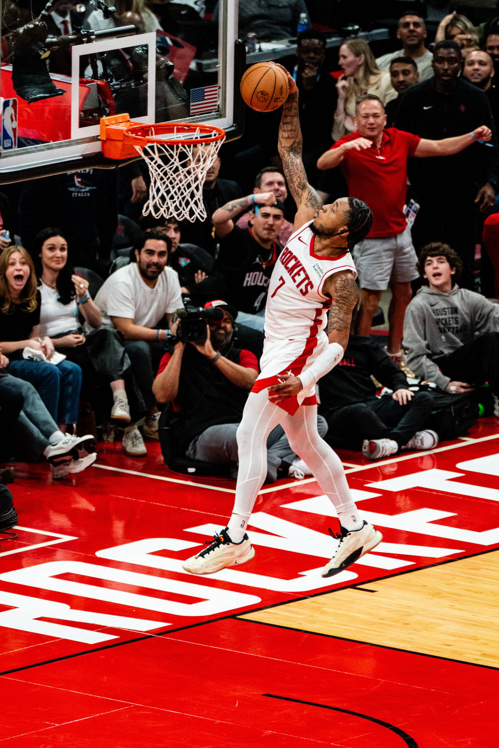 太阳,马刺,火箭::NBA常规赛：火箭胜马刺