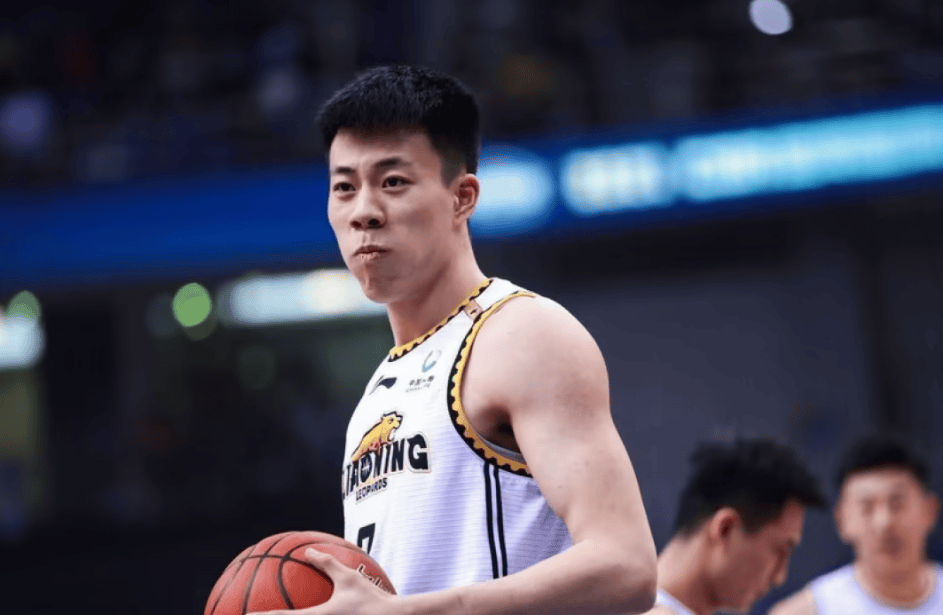 【九球体育】场均0分竟当选MVP？CBA都望尘莫及吧：张镇麟欲哭无泪了