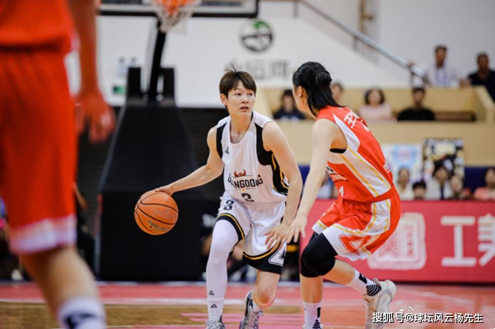 WCBA::WCBA半决赛首回合：内蒙古女篮大胜江苏WCBA，四川女篮力克广东