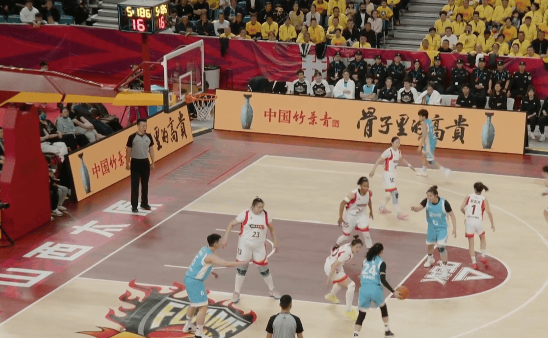 WCBA::WCBA八强敲定七席WCBA，浙江、上海、山西晋级，山东客场险胜新疆