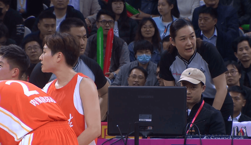 WCBA::WCBA半决赛：内蒙古女篮22分大胜江苏WCBA，李缘12分表现出色