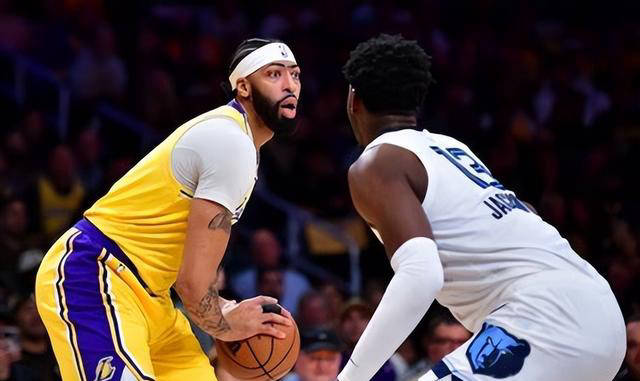 NBA::NBA补强来袭：灰熊签下中锋埃迪NBA，实力大增挑战湖人