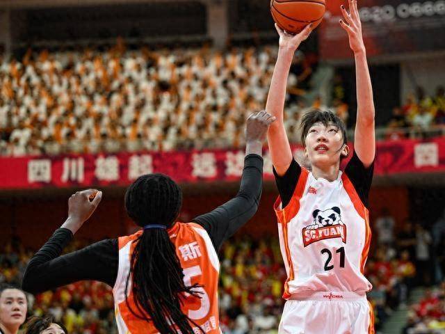 WCBA::WCBA四川女篮遭逆转WCBA，韩旭发文： 拼尽了全力，得到了锻炼机会，我们还有机会