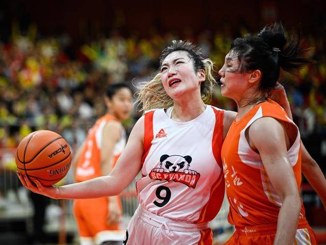 WCBA::WCBA四川女篮遭逆转WCBA，韩旭发文： 拼尽了全力，得到了锻炼机会，我们还有机会