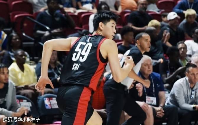 崔永熙,开拓者,76人::NBA夏季联赛：开拓者险胜76人崔永熙,开拓者,76人，崔永熙6分1助3分3投2中