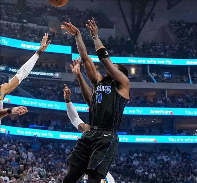 【九球体育】NBA历史瞬间！欧文关键表现淘汰雷霆，独行侠逆袭进决赛