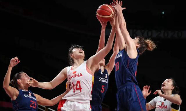 WCBA::WCBA限制港澳台球员WCBA，中国女篮将何去何从？