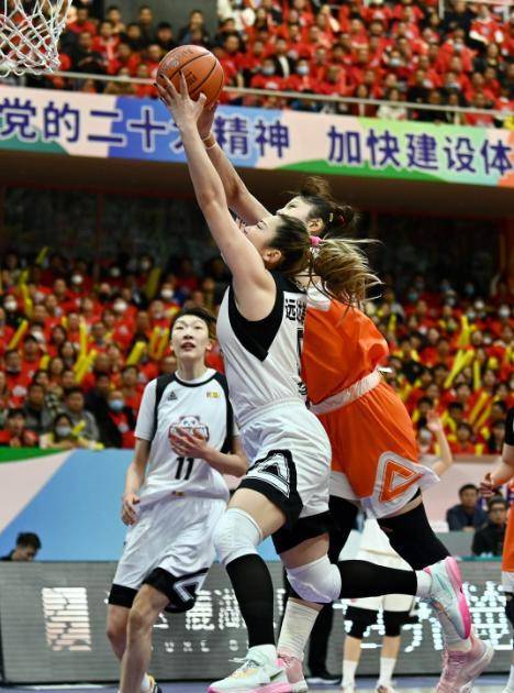 WCBA::WCBA总决赛：四川女篮3-2力挫内蒙古成功卫冕夺冠