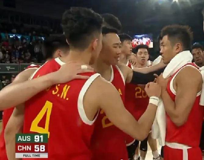 NBL::拿下NBL大合同！余嘉豪NBL，牛掰！中国男篮首发核心真有能耐……