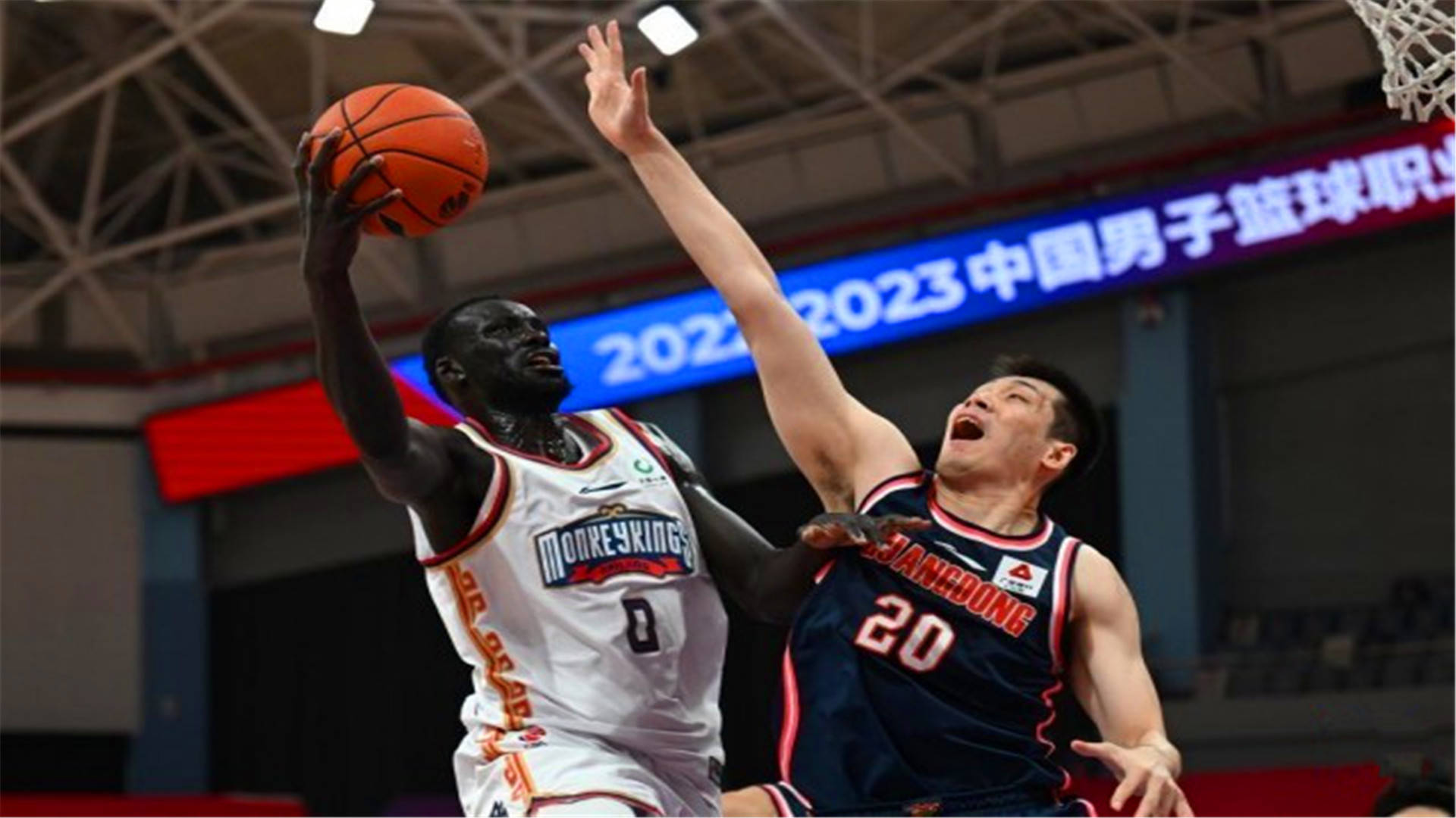 NBL::大结局！完爆周琦！NBL联赛第一中锋加盟辽篮NBL，朱芳雨措手不及