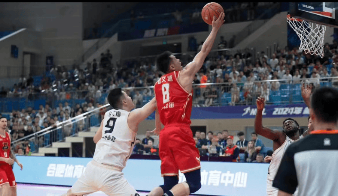 NBL::NBL打样了！外援独抡NBL，国内球员往返跑，CBA确定要削减比赛时间？