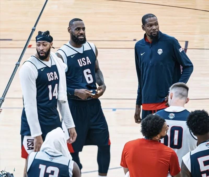 【九球体育】NBA一夜动态｜乔治对快船开撕 莫布利成自由球员 库里一人一城