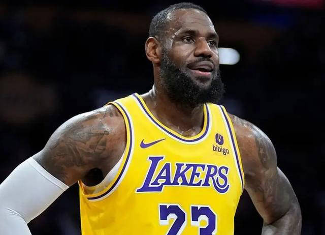 NBA,詹姆斯::詹姆斯：突破4万分NBA,詹姆斯，改写NBA历史