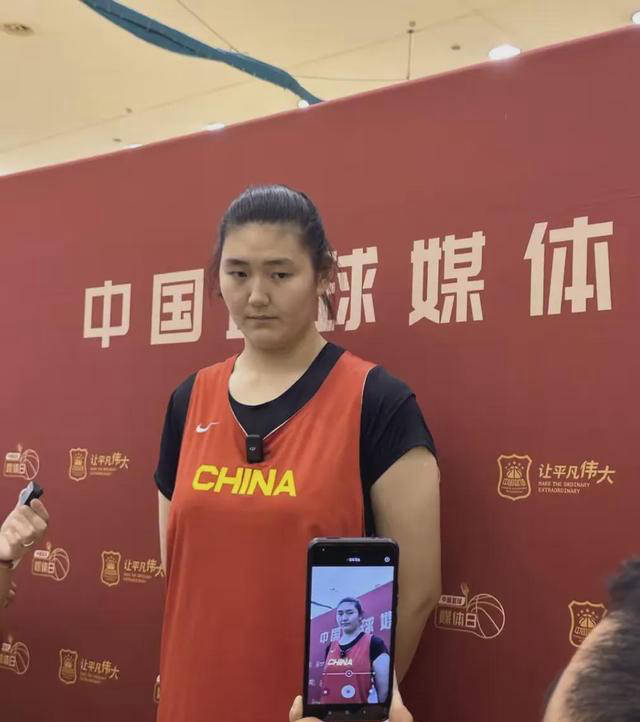 WCBA::张子宇：从青年联赛到成长之路WCBA，未来或许属于WCBA