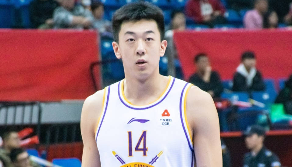 CBA::CBA动态｜中国男篮先开会 李月汝返回WNBA 国青险胜日本