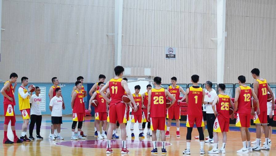 CBA::CBA最新消息！山东裁掉14人CBA，四人离开国家队，丁彦雨航欲回归