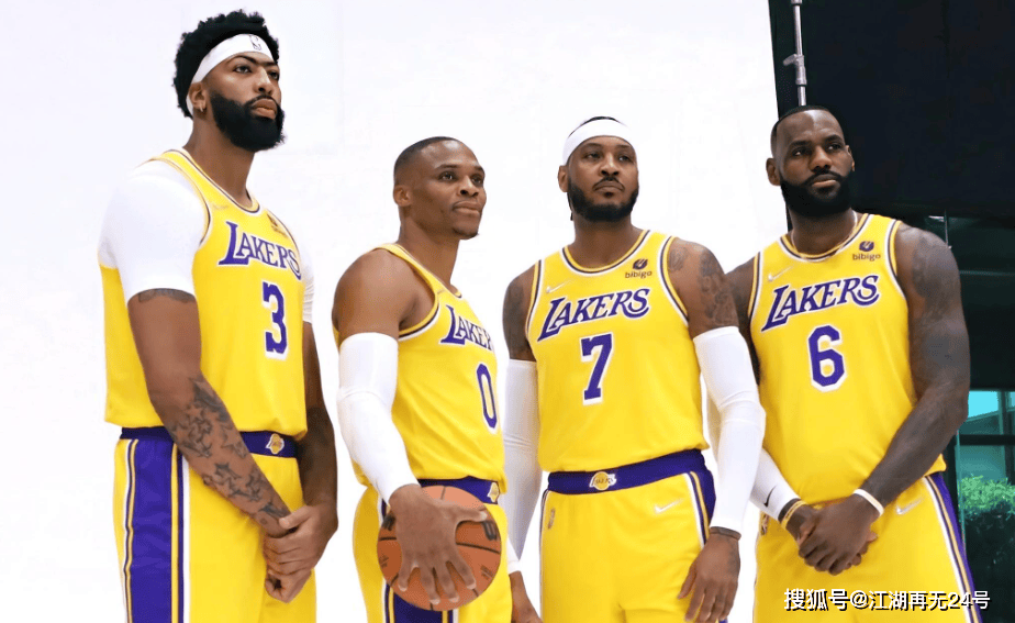 NBA::三巨头NBA！四巨头！NBA这6支“五巨头”最后战绩如何？仅1队夺冠