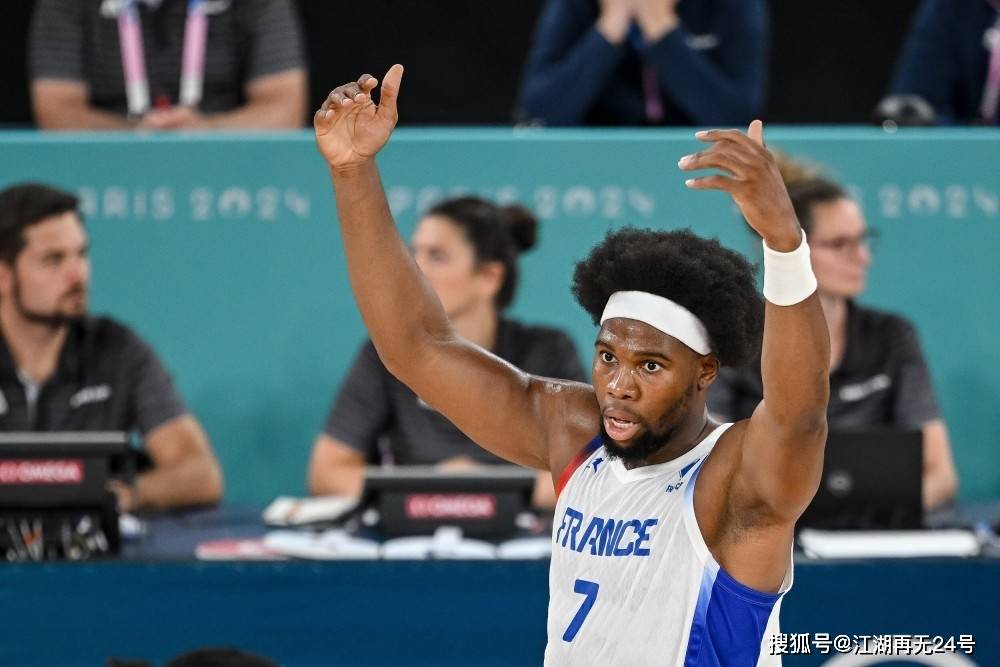 NBA::只打了74场NBANBA，对梦之队却砍20分+隔扣老詹，29岁流浪汉或逆袭！