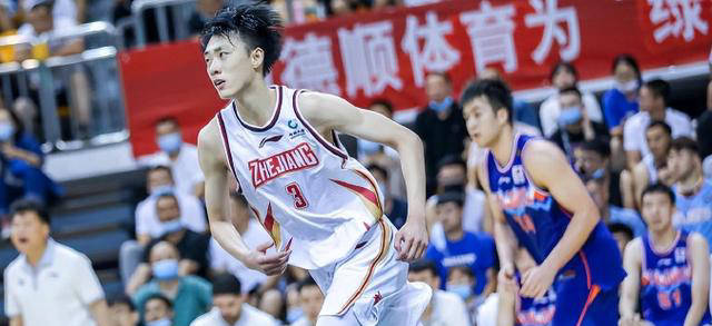 NBL::山东男篮官宣四名新援加盟NBL，NBL后卫震撼亮相