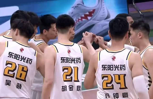 CBA::广厦队延续原班核心CBA，冲击CBA巅峰！