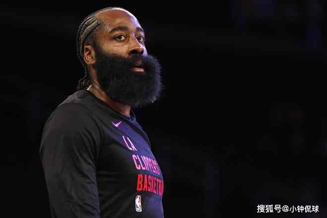 【九球体育】北京时间8月20日，NBA快船队传来两则最新消息