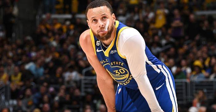 NBA::美媒评NBA历史20大控卫：库里第二NBA，保罗第六，东契奇刚好第20位