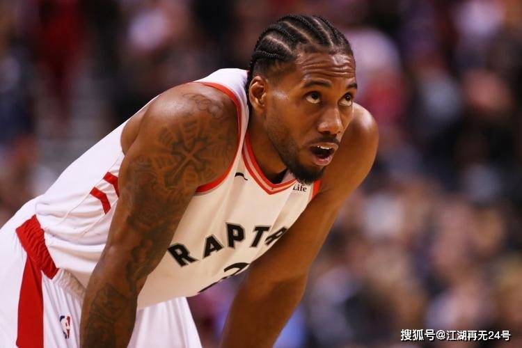 NBA::盘点NBA历史五大小前锋NBA，杜兰特第三，詹姆斯荣膺榜首