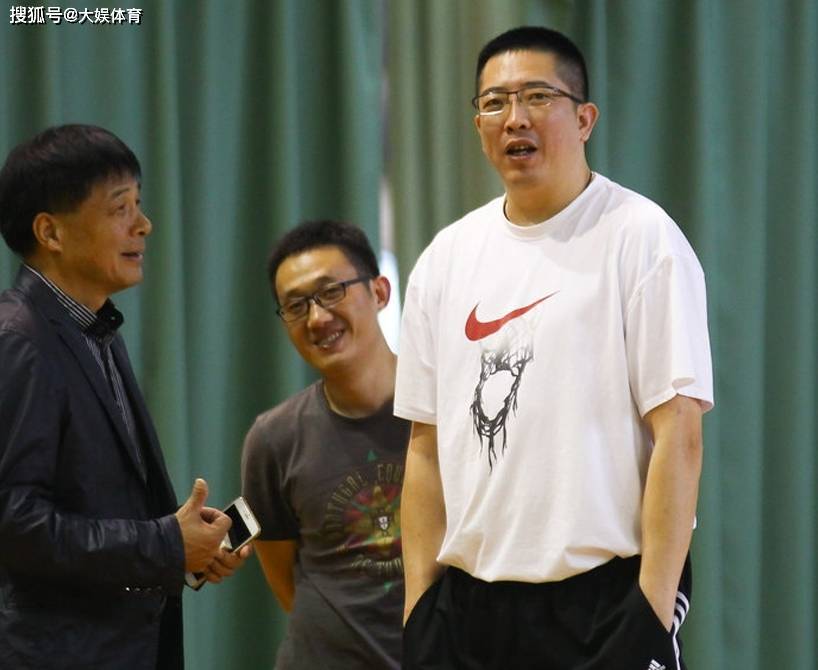 NBA::胡卫东是没加入NBANBA，否则成就比姚明更高，胡卫东人称中国乔丹