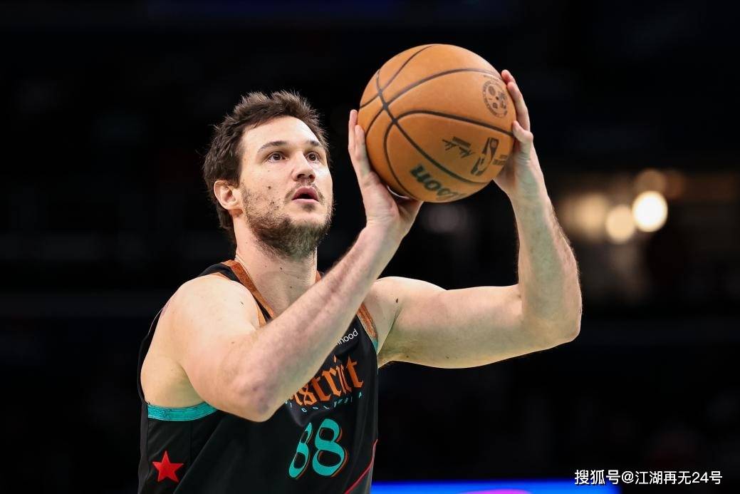 NBA::羡慕嫉妒恨！仅仅1年旧主夺冠NBA，这五人太心酸！一人恐将离开NBA！