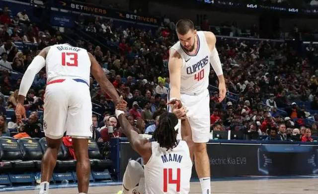 快船,祖巴茨,NBA::快船重返巅峰：祖巴茨崛起成为球队第三核心