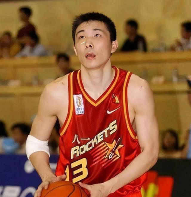 CBA::CBA历史30大本土球星排名