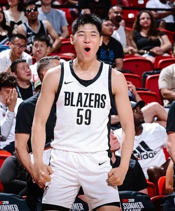 NBA::签了签了NBA！篮网将官宣崔永熙！又一中国球员杀进NBA